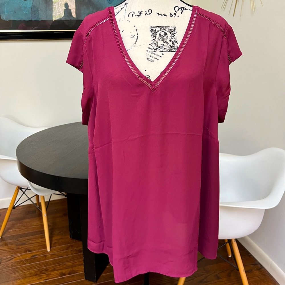 D2 Maroon Top with Pretty Stitching Detail. Size 2X